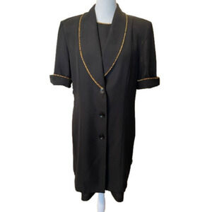 Studio C vintage two piece women’s suit black with velvet leopard trim size 8.